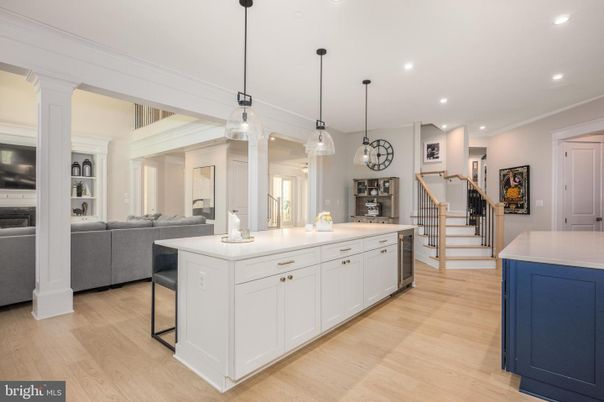 Interior, Kitchen, Living room, Pendant Lights, Recessed Lighting, Wood Texture Flooring