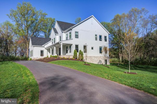 Backyard, Exterior, Facade, Farmhouse