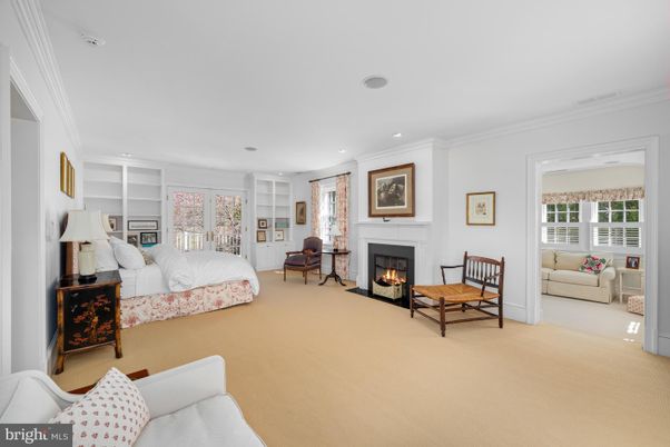 Bedroom, Fireplace, Interior, Living room, Recessed Lighting