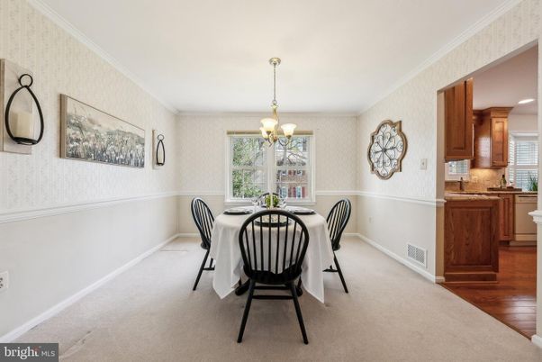 Chandelier, Dining room, Interior, Recessed Lighting, Wood Texture Flooring
