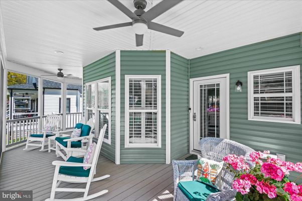 Exterior, Interior, Sun Room