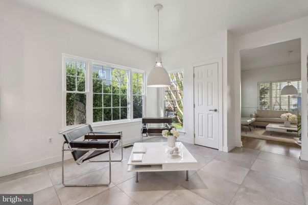 Interior, Living room, Pendant Lights