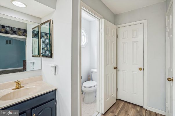 Bathroom, Interior, Recessed Lighting, Wood Texture Flooring