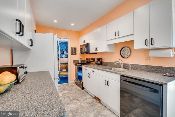 Interior, Kitchen, Recessed Lighting