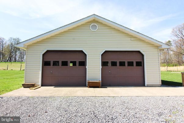 Detached Garage, Exterior