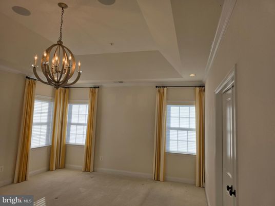 Chandelier, Empty room, Interior, Recessed Lighting