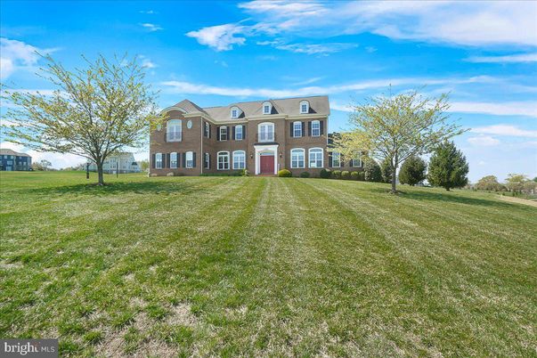 Backyard, Exterior, Facade, Brick Facade, French Provincial