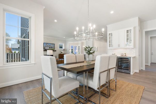 Chandelier, Dining room, Interior, Pendant Lights, Recessed Lighting, Wood Texture Flooring
