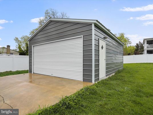 Backyard, Detached Garage, Exterior
