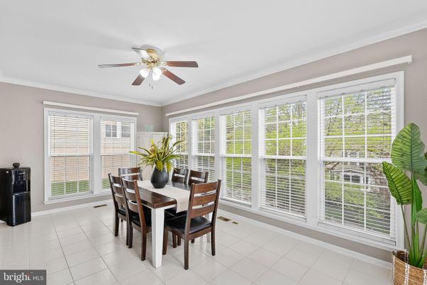 Dining room, Interior
