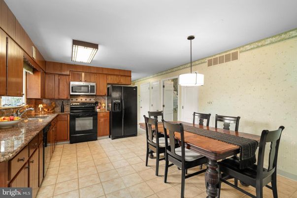 Dining room, Interior, Kitchen, Pendant Lights