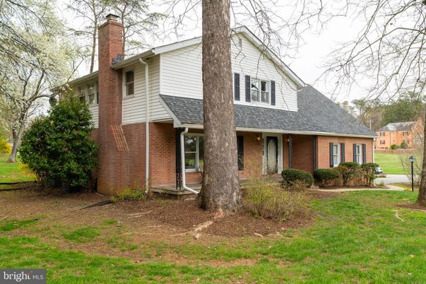 Exterior, Facade, Brick Facade, Cape Cod