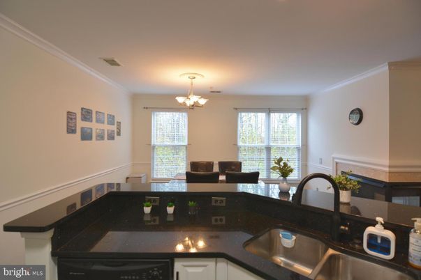 Chandelier, Interior, Kitchen