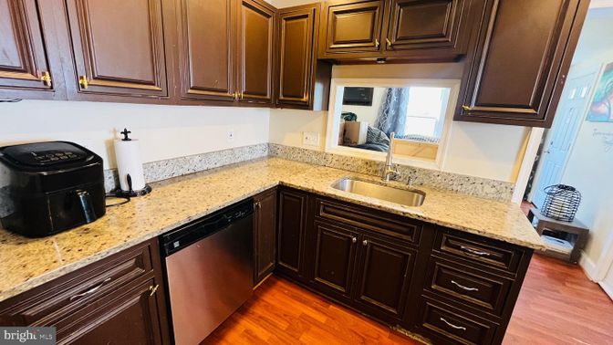 Interior, Kitchen, Wood Texture Flooring