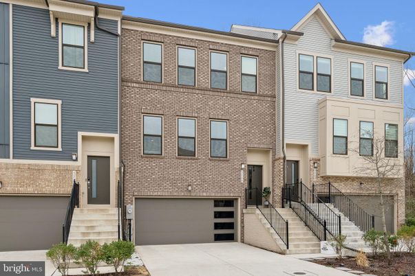 Attached, Exterior, Facade, Brick Facade, Rowhouse
