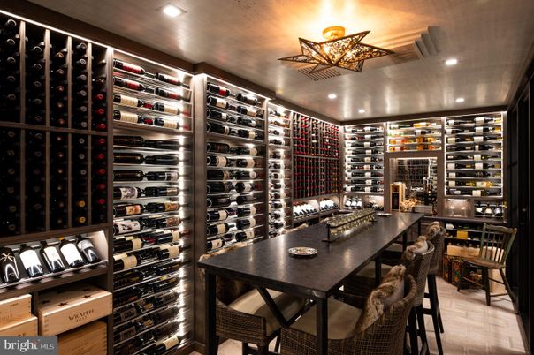 Interior, Recessed Lighting, Wine Storage