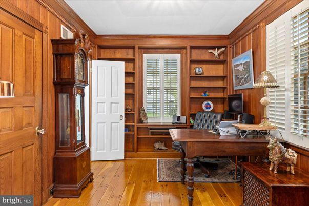 Home Office, Interior, Wood Texture Flooring, Wooden Walls