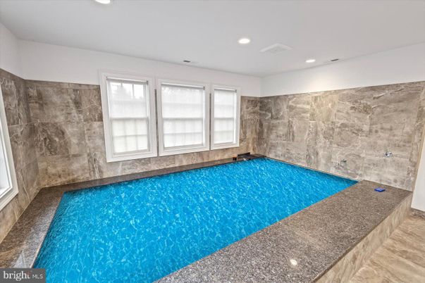 Interior, Pool, Recessed Lighting