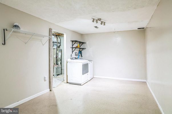 Interior, Washer