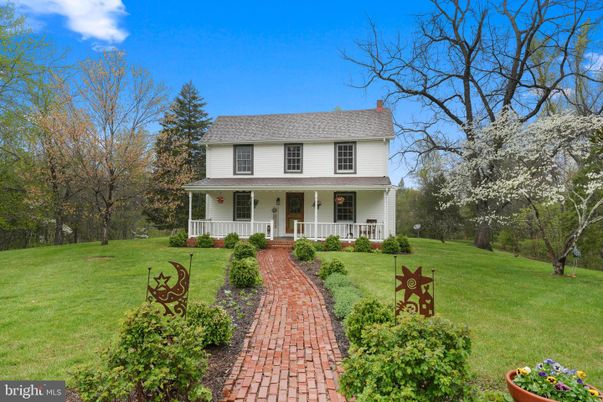 Backyard, Exterior, Facade, Georgian
