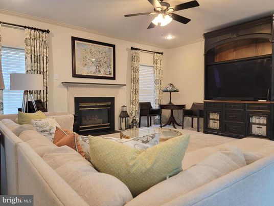 Fireplace, Interior, Living room, Recessed Lighting