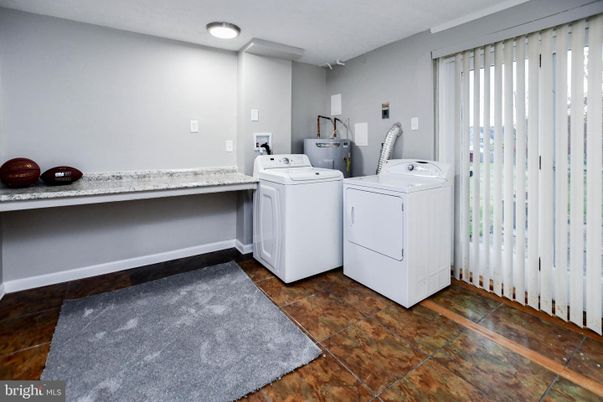 Interior, Recessed Lighting, Washer