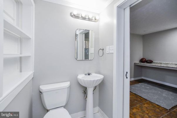 Bathroom, Interior