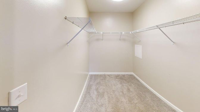 Interior, Walk-in Closets