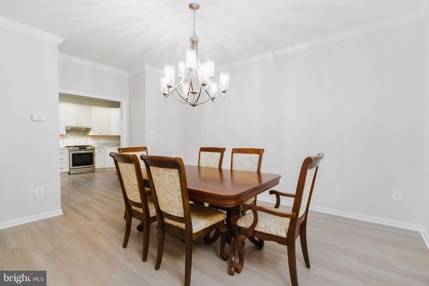 Chandelier, Dining room, Interior, Kitchen, Wood Texture Flooring
