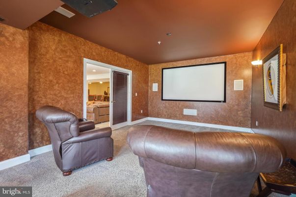 Interior, Projection Screen, Recessed Lighting, Theatre Room