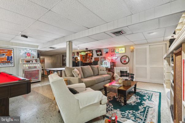 Billiard Table, Game Room, Interior, Living room