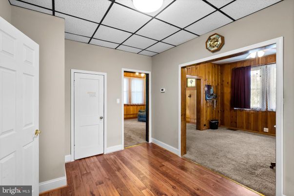 Empty room, Interior, Wood Texture Flooring, Wooden Walls