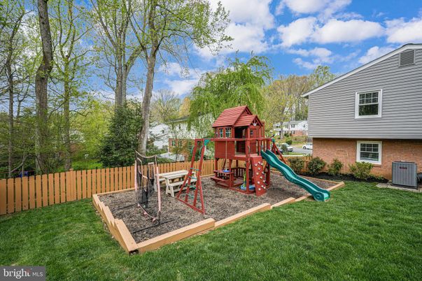 Backyard, Exterior, Playground