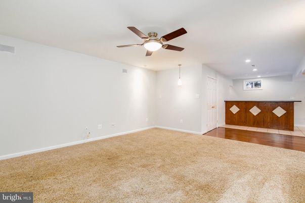 Empty room, Interior, Pendant Lights, Recessed Lighting, Wood Texture Flooring