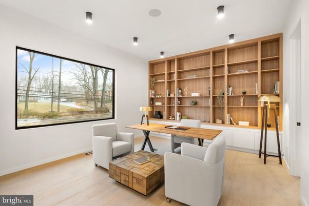 Home Office, Interior, Recessed Lighting, Wood Texture Flooring