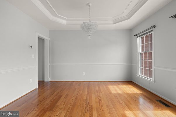 Chandelier, Empty room, Interior, Wood Texture Flooring