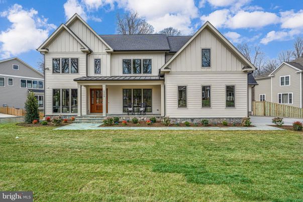 Backyard, Exterior, Facade, Farmhouse