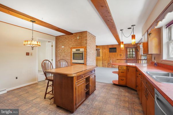 Interior, Kitchen, Pendant Lights, Stone Walls, Wooden Beams