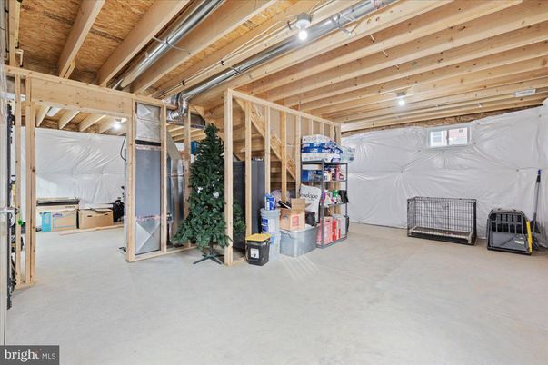 Garage, Interior, Wooden Beams, Wooden Ceilings