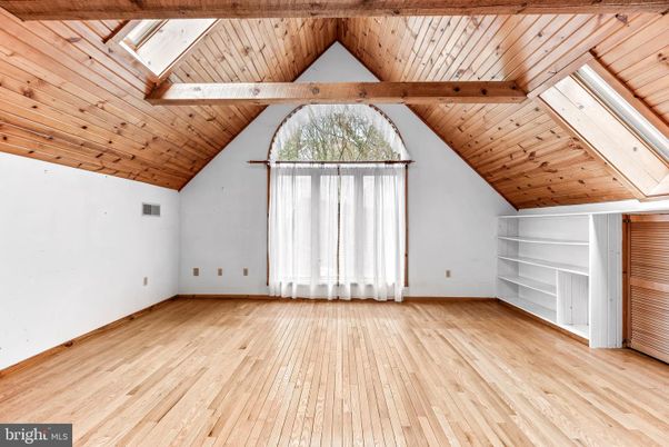 Empty room, Interior, Wooden Beams, Wooden Ceilings, Wood Texture Flooring