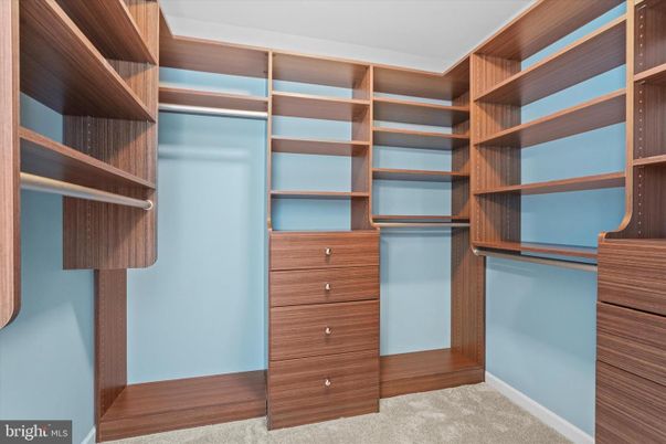 Interior, Walk-in Closets