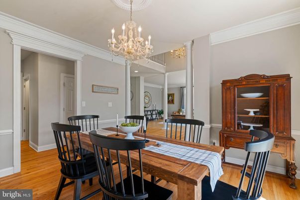 Chandelier, Dining room, Interior, Recessed Lighting, Wood Texture Flooring