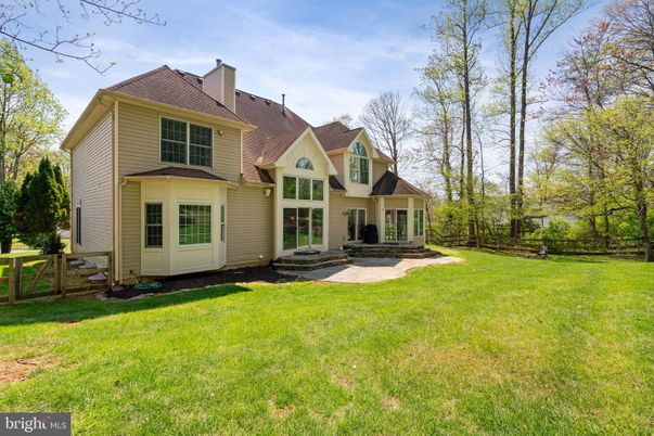 Backyard, Exterior, Facade, Queen Anne Victorian