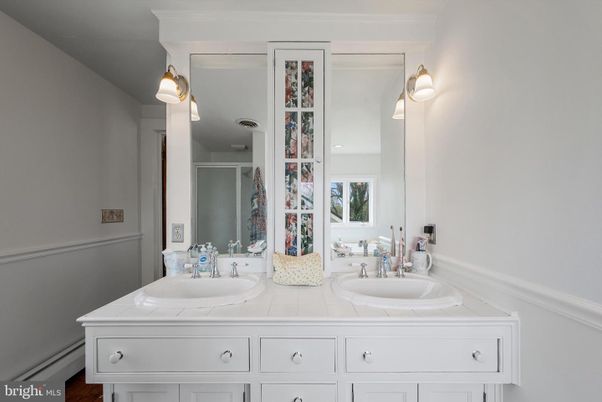Bathroom, Dual Sink Vanities, Interior, Tile Countertops