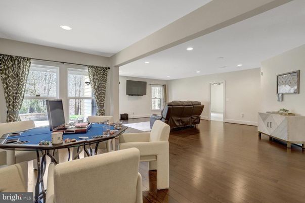 Home Office, Interior, Living room, Recessed Lighting, Wood Texture Flooring