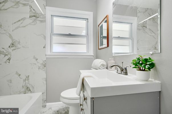 Bathroom, Interior, Marble, Marble Walls