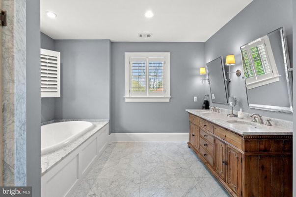 Bathroom, Dual Sink Vanities, Interior, Marble, Recessed Lighting