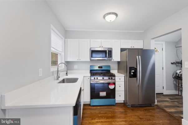 Interior, Kitchen, Stainless Steel Appliances, Wood Texture Flooring