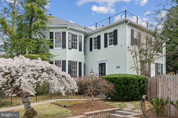 Backyard, Exterior, Facade, French Provincial