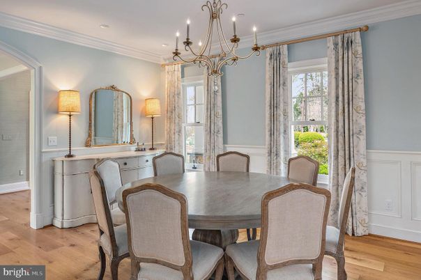 Chandelier, Dining room, Interior, Recessed Lighting, Wood Texture Flooring